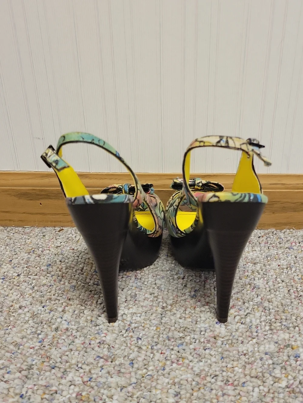Charlotte Russe Multicolor Platform Slingback Heels Comic Book 7 Halloween